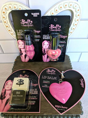 Vampire kiss buffy - vampire,